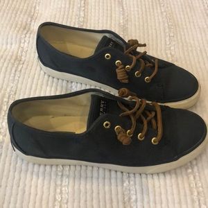 Sperry shoes